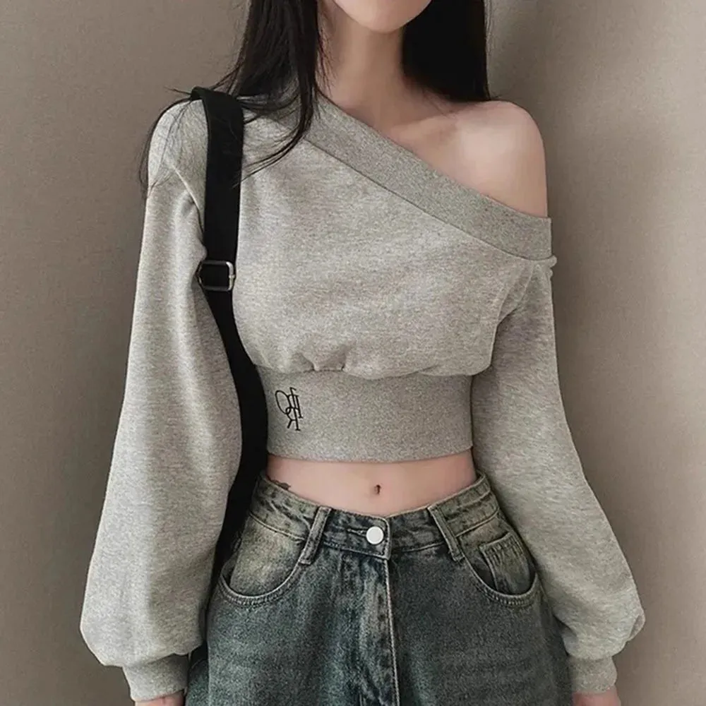 Asymmetrisches Crop Sweatshirt mit Einseitigem Ausschnitt