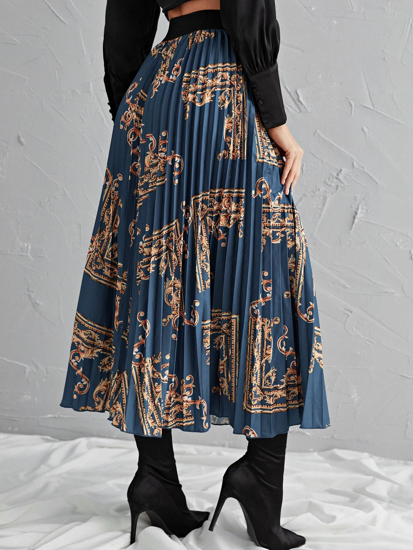 Boho Baroque Pleated High Waist Long Women Skirt
