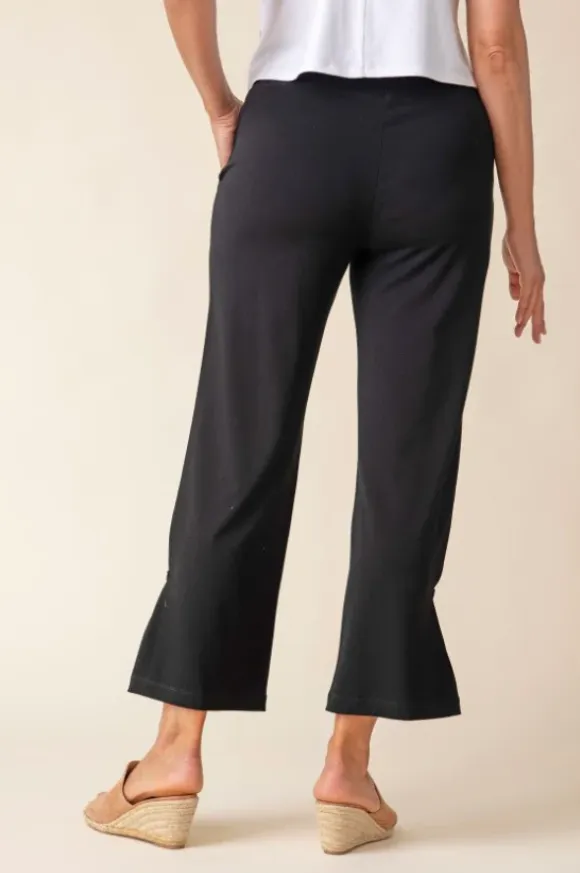 Core Travel Ankle Pleat Pant