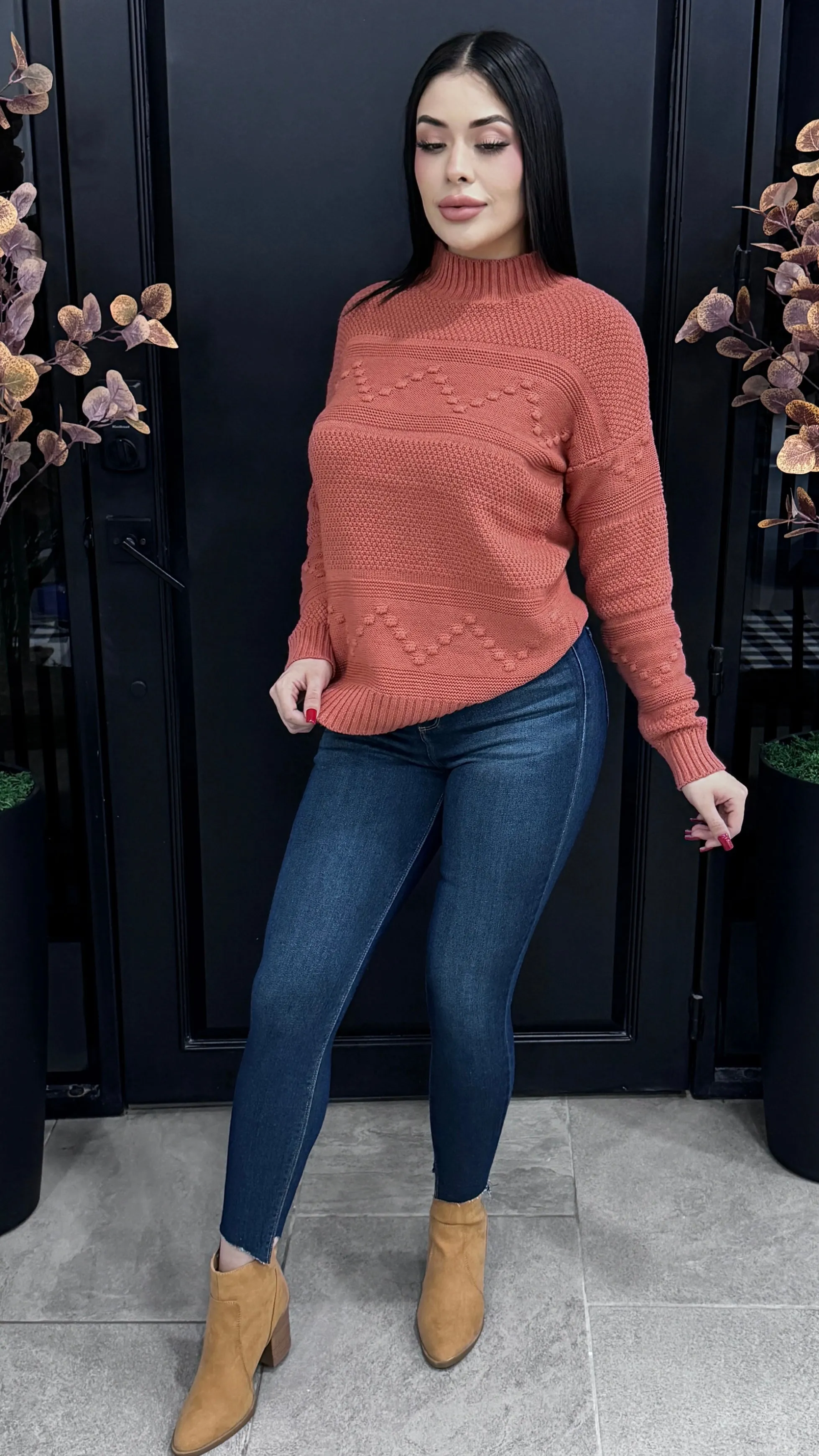 KOSTAS RUST SWEATER